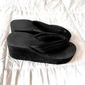 Y2K wedge foam flip flops